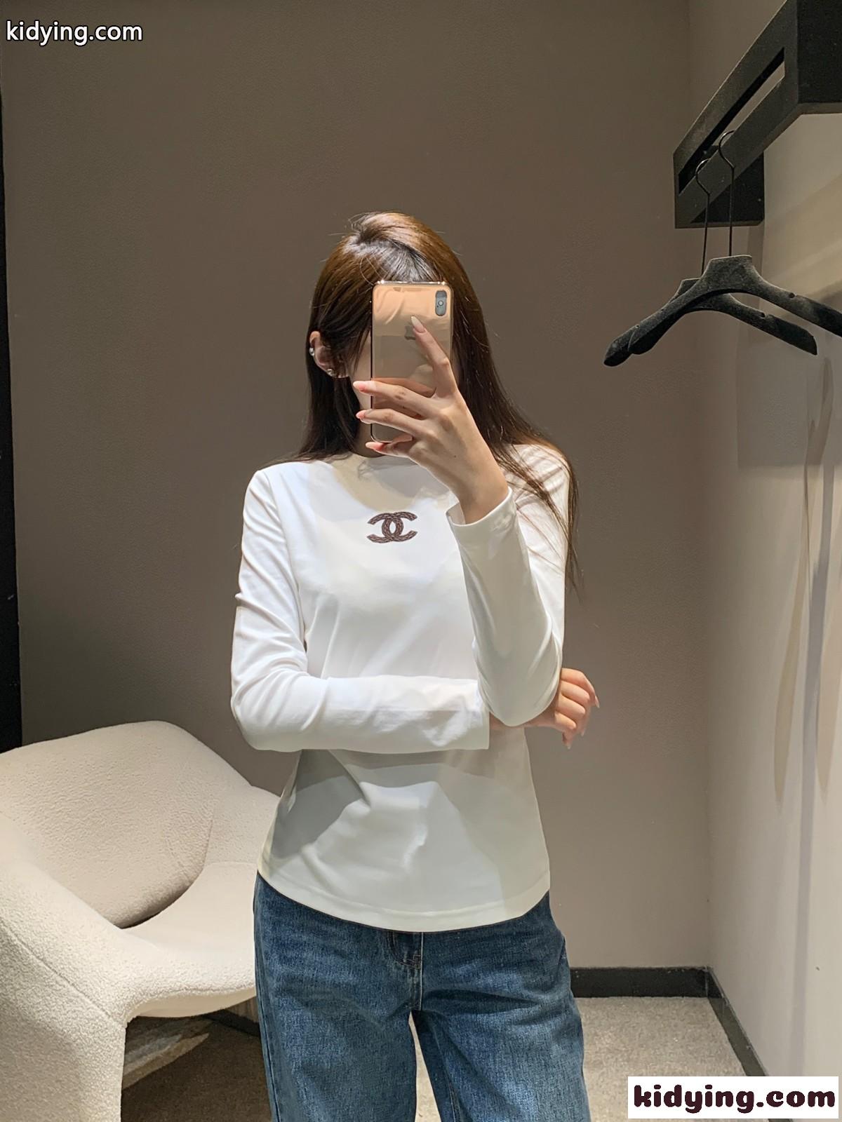 シンプル クルーネック コットン 長袖Tシャツ シャネル Tシャツ コピー ホワイト-5