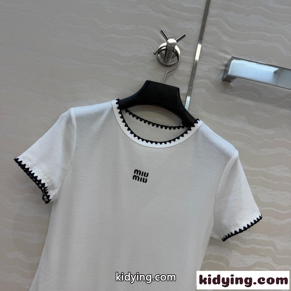 大人可愛い 洗練された リブTシャツ ミュウミュウ Tシャツ コピー ホワイト-2