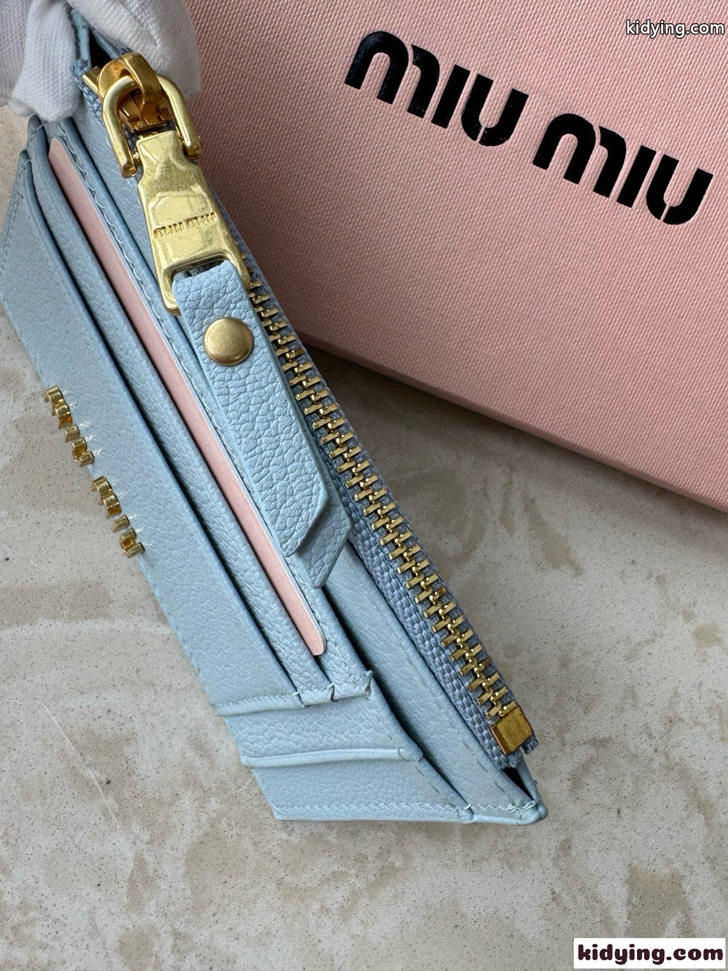 ミュウミュウ 財布 コピー 上品 シンプル カードケース コインケース ブルー-2