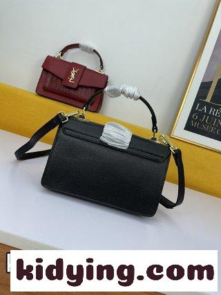 Saint Laurent Paris YSLサンローランの定番は輸入の掌紋牛皮 ワニ紋で作られており サンローラン バッグ 人気 コピー-0