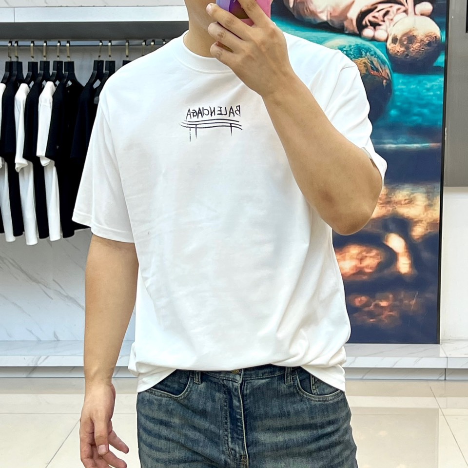 お洒落 バックプリント バレンシアガ Tシャツ 偽物 半袖トップス ホワイト-1