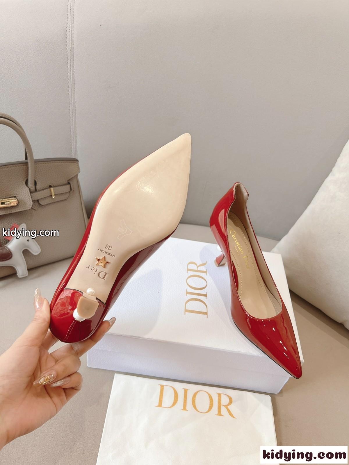 女子力アップ パテントレザー Dior Tribales パンプス クリスチャン・ディオール パンプス コピー レッド-1