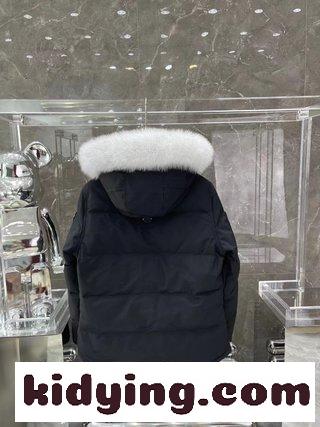 カナダのハサミMoose Knucklesはずっと最も暖かいダウンジャケットとして知られており カナダグース ダウンジャケットコピー-4