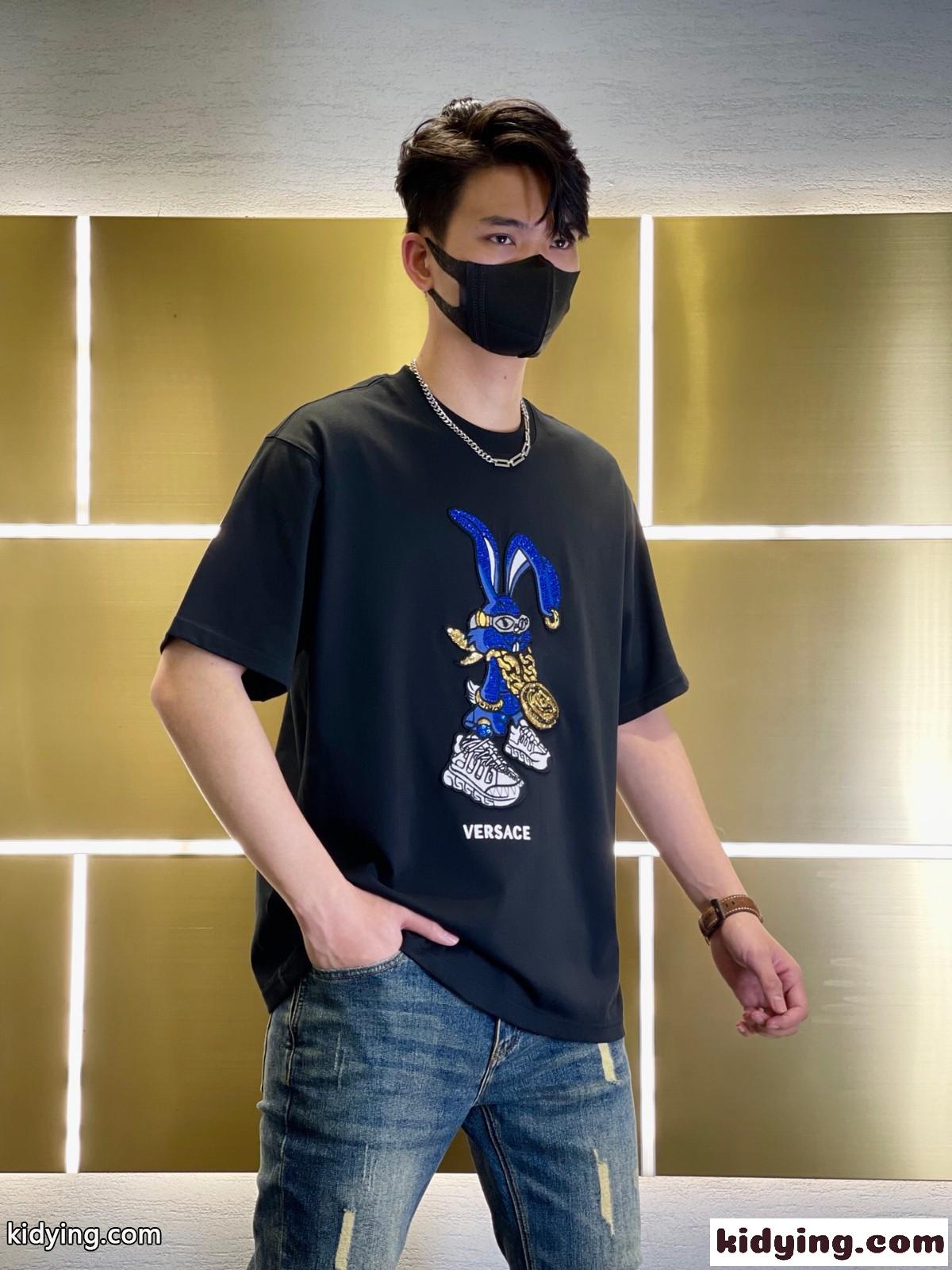 人気 春節 ウサギ Tシャツ ヴェルサーチェ Tシャツ コピー コットン 半袖 トップス ブラック-2