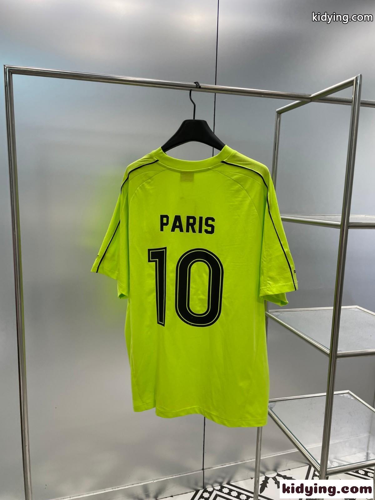 ユニセックス オーバーサイズ PARIS SOCCER 半袖Tシャツ バレンシアガ Tシャツ 偽物 グリーン-2