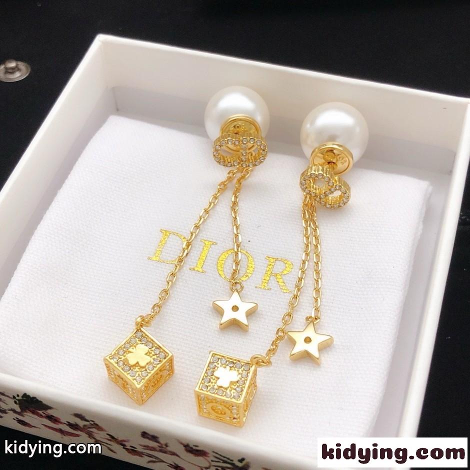 星＆ダイスチャーム ピアス クリスチャン・ディオール イヤリング 偽物-3