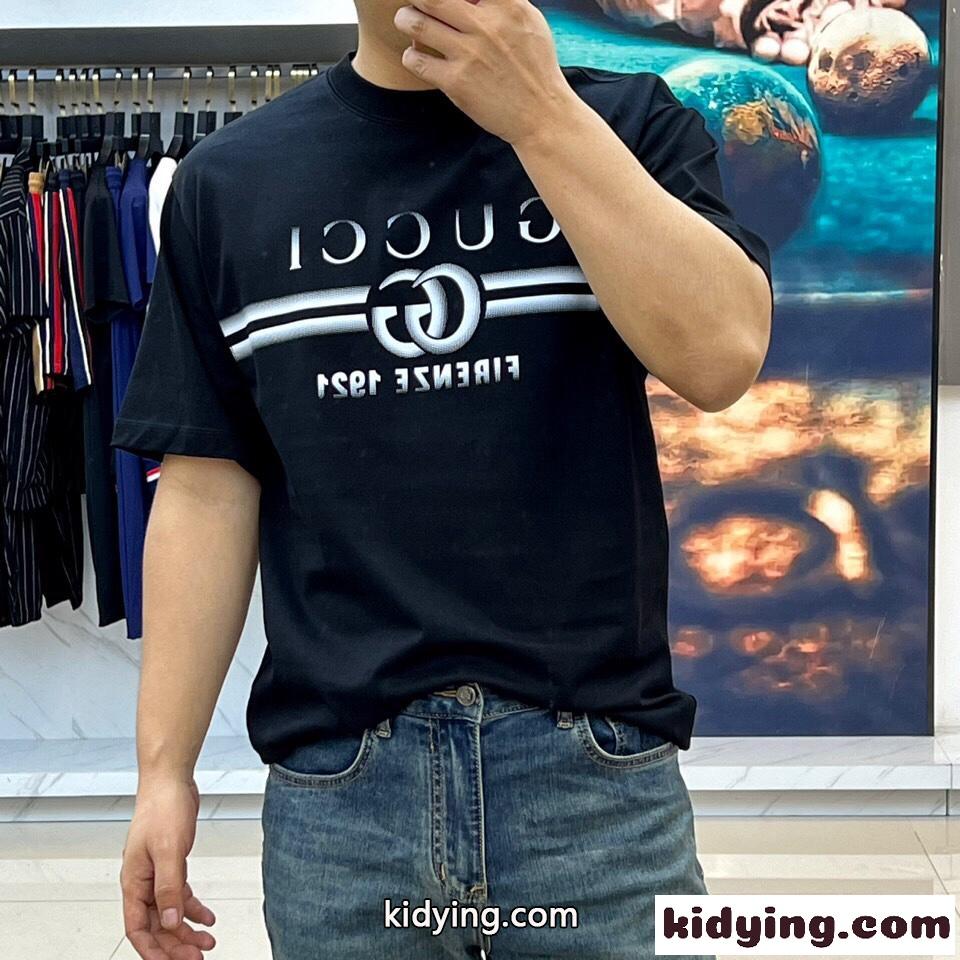 GUCCIプリント コットンジャージー Tシャツ グッチ 半袖Tシャツ コピー ブラック-1