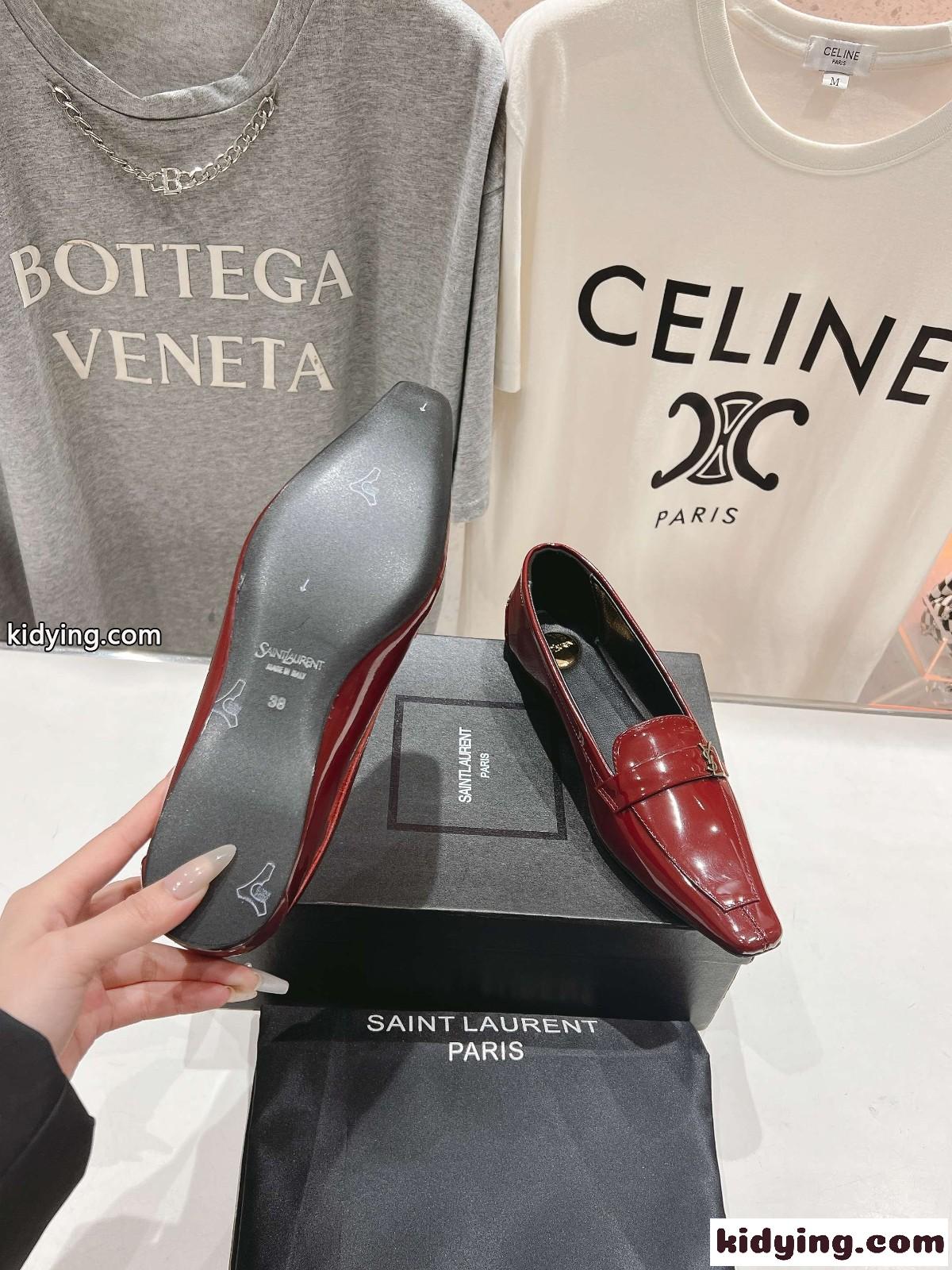 エレガント パテントレザー YSL イヴ・サンローラン ポピー バレリーナ スーパーコピー レッド-4
