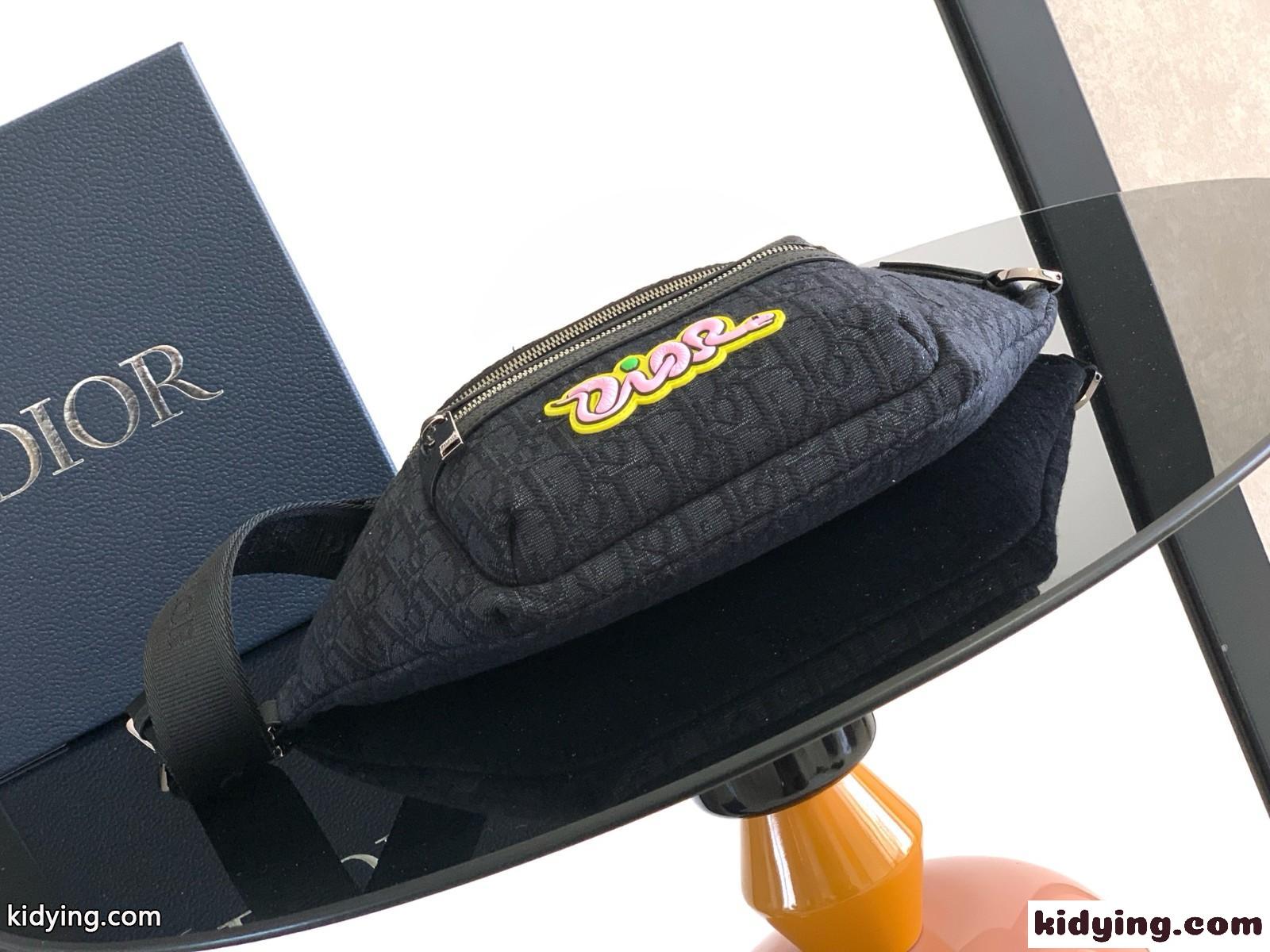 DIOR AND KAWS Rider 2.0 ベルトバッグ スーパーコピー メンズバッグ ブラック-4