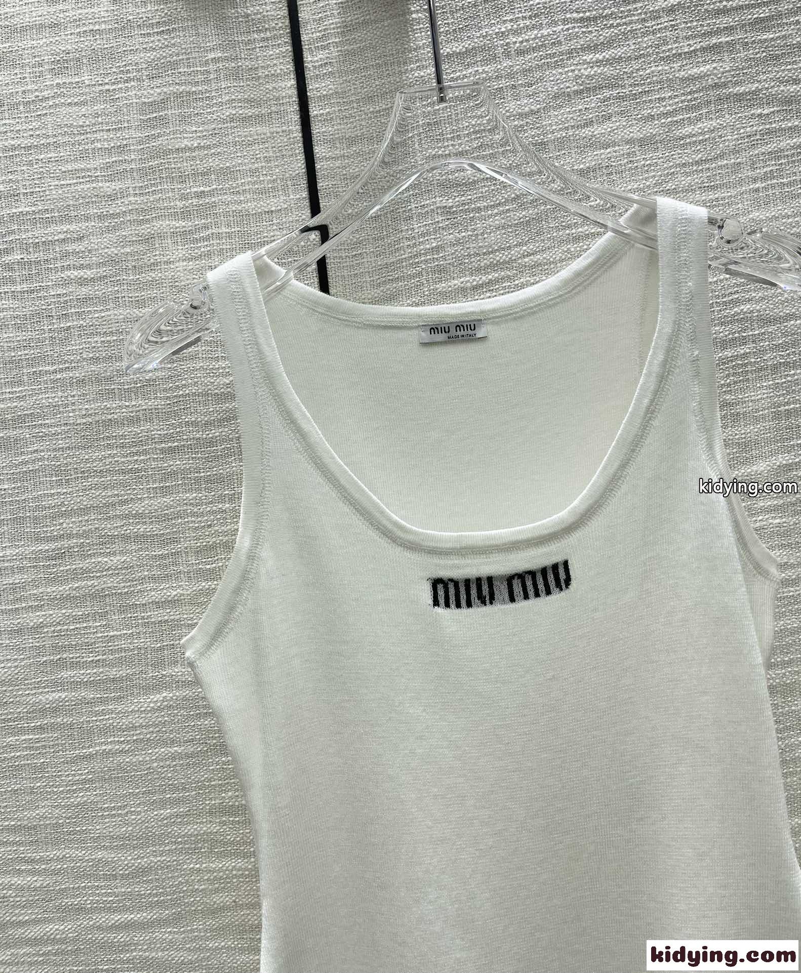 シンプル 春夏 ウール ニット タンクトップ ミュウミュウ ニット コピー ロゴ刺繍-1