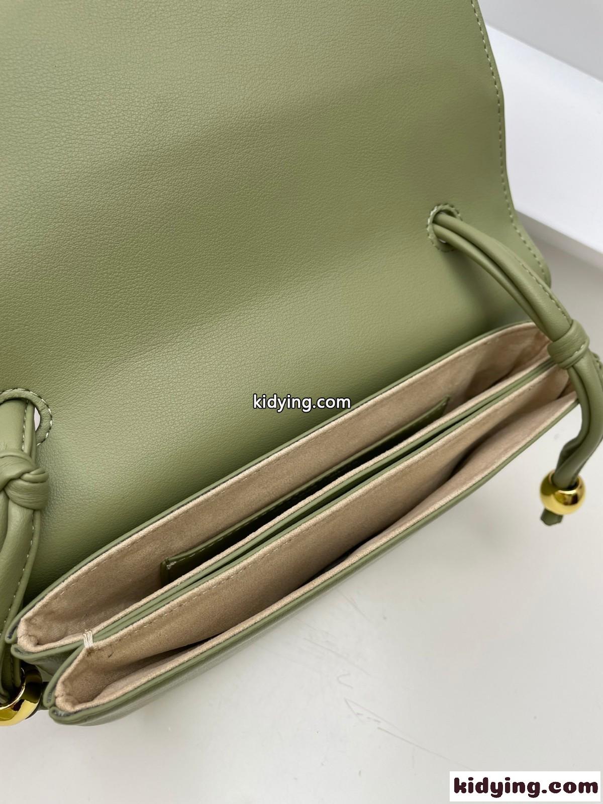 23SS Trio Pouch トリオ ポーチ ストラップ バッグ ボッテガ・ヴェネタ バッグ コピー グリーン-5