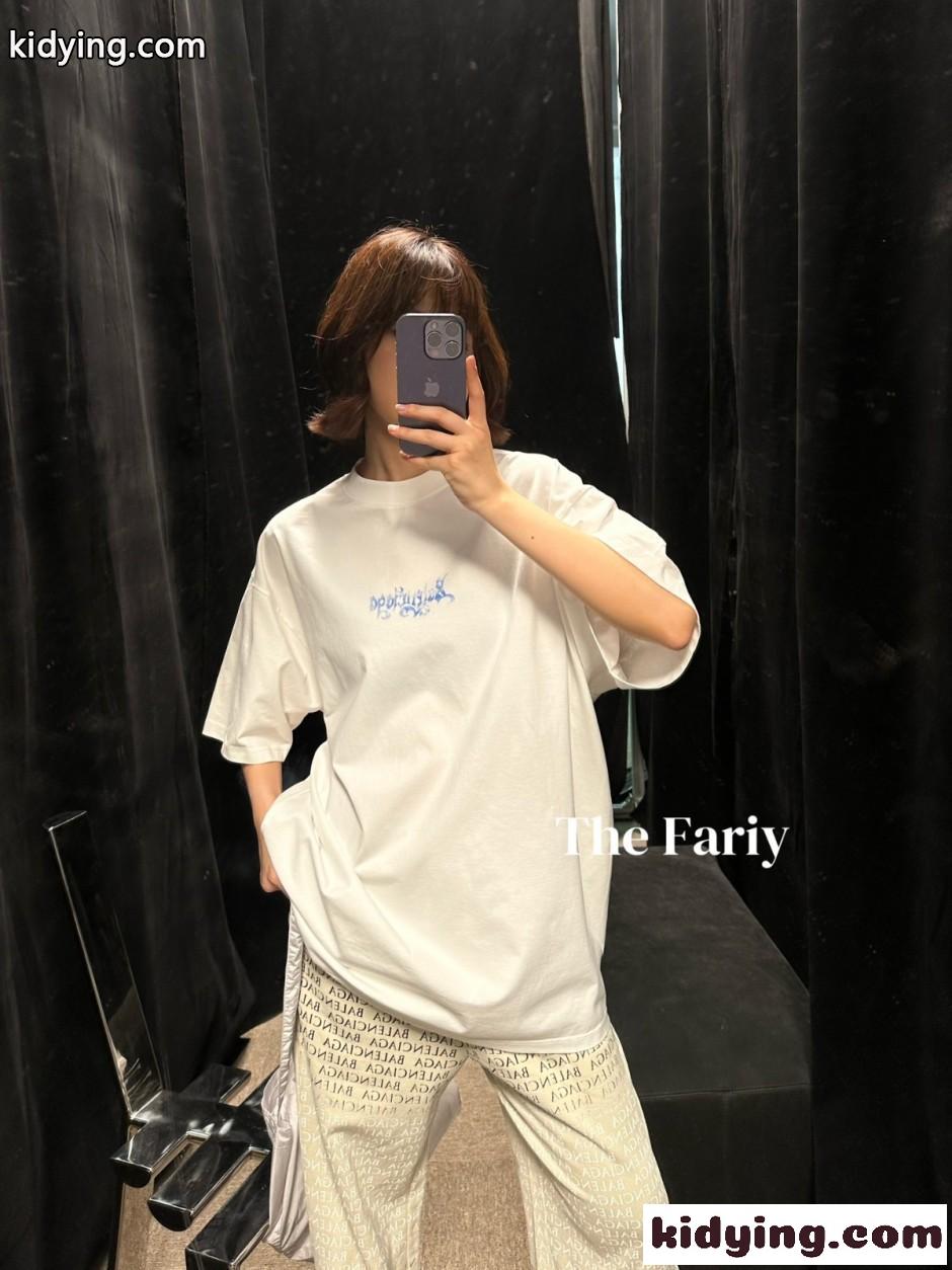 バレンシアガ Tシャツ 偽物 ユニセックス プリント クルーネック 半袖Tシャツ-4