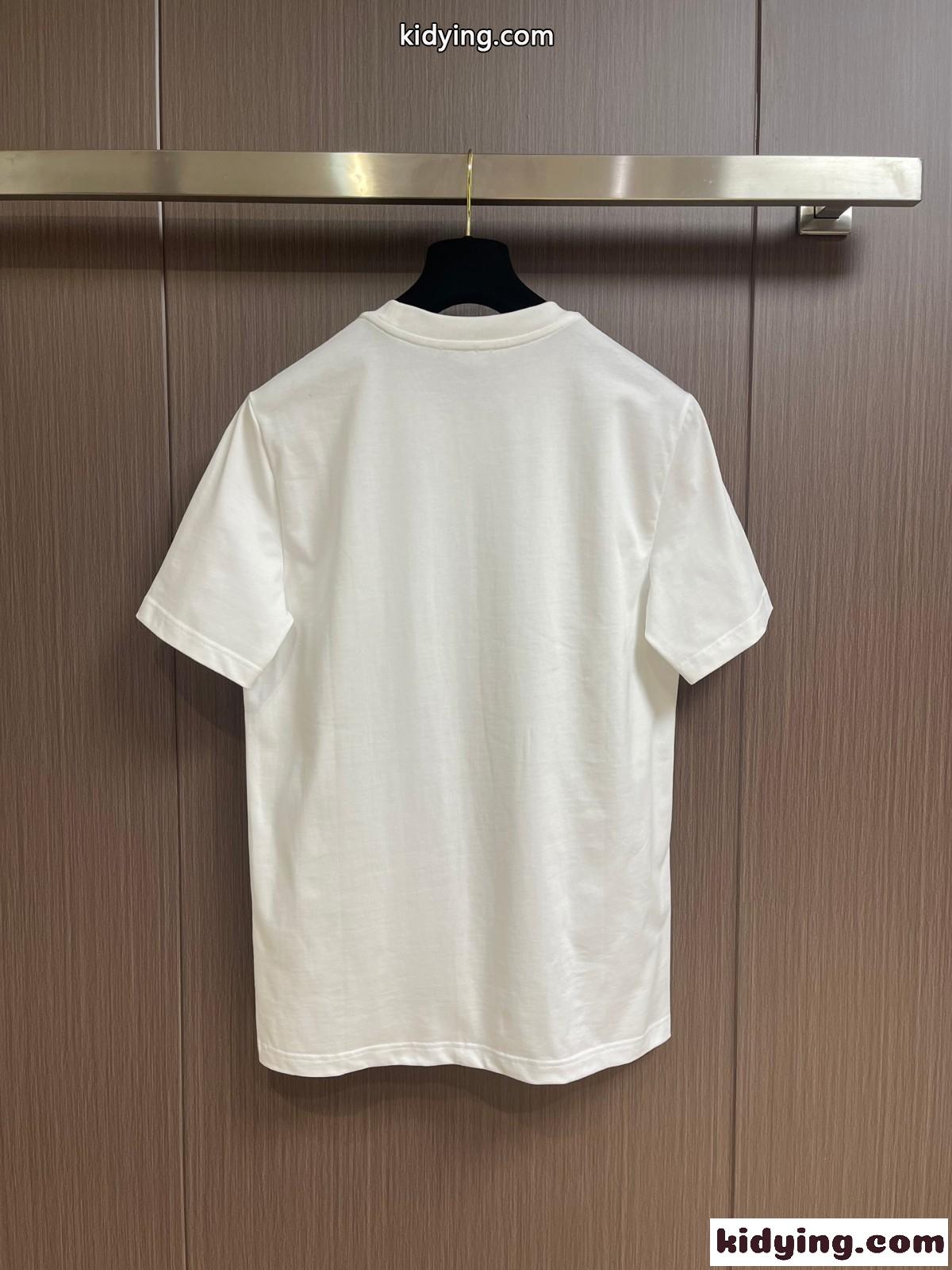 ヴェルサーチェ Tシャツ コピー カジュアル 快適 クルーネックメドゥーサ 半袖 トップス-1