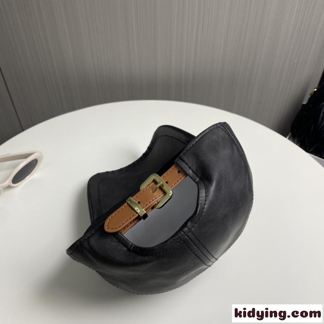 カジュアル 上品 レザーキャップ ミュウミュウ キャップ 偽物 帽子 ブラック-0