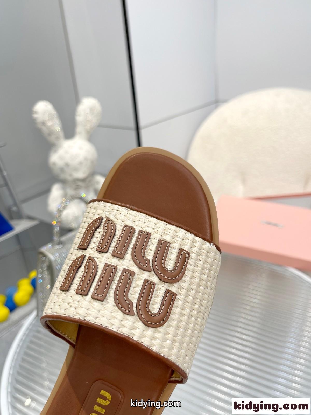 春夏 スライドサンダル ミュウミュウ サンダル コピー ロゴ入り-3