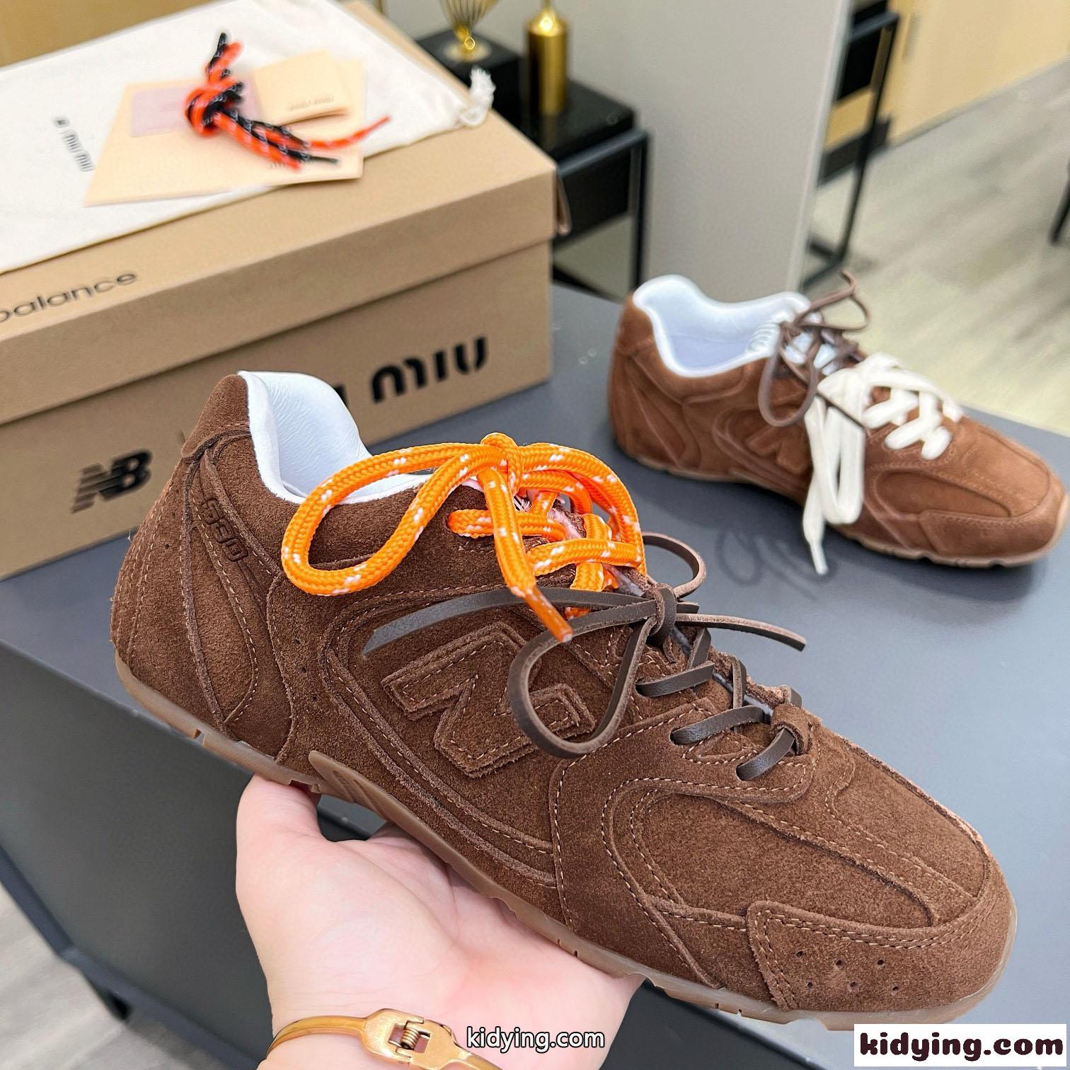 New Balance x Miu Miu xxx スエードスニーカー ミュウミュウ スニーカー コピー ブラウン-1