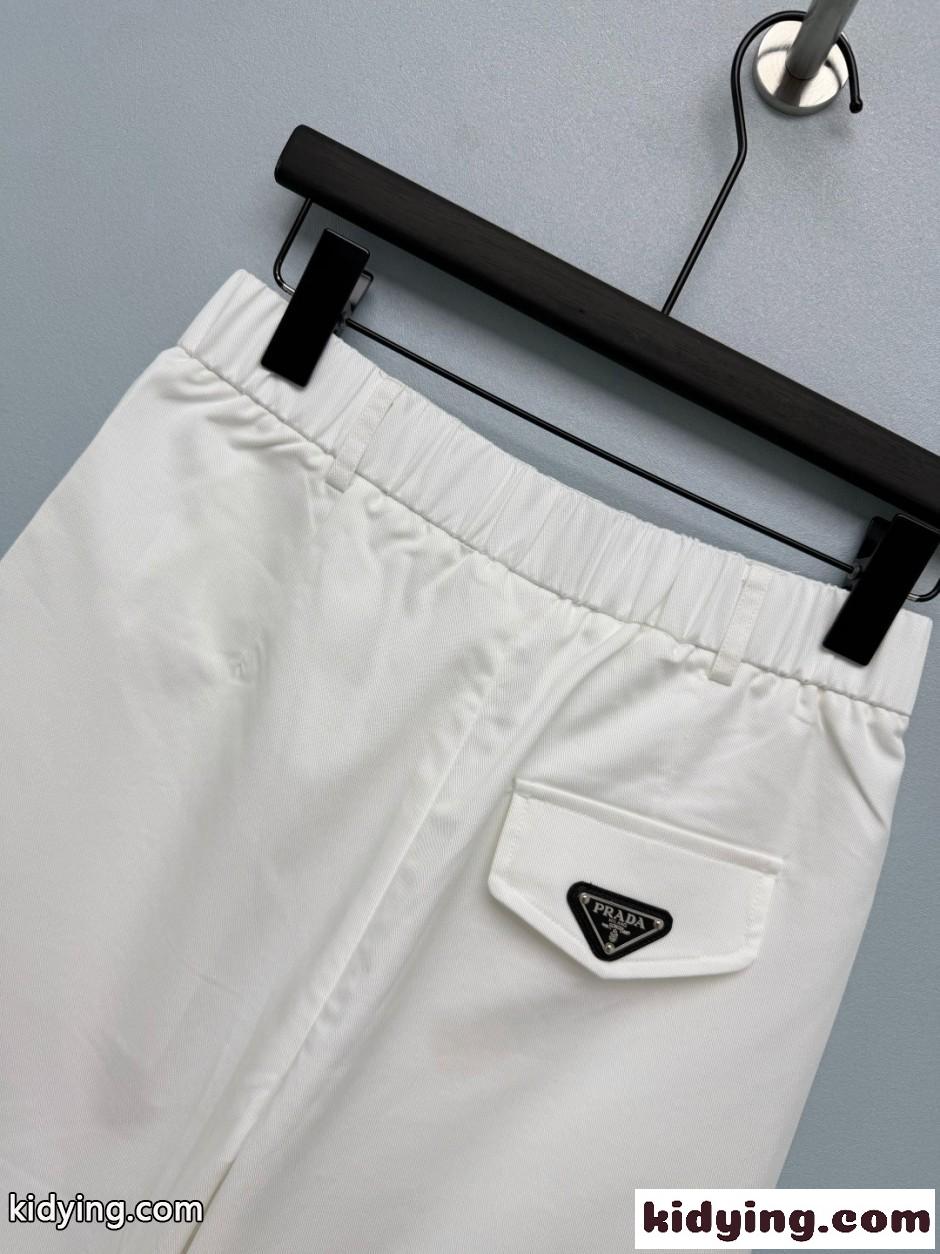 シンプル 洗練された コットン ショートパンツ プラダ パンツ 偽物 ホワイト-4
