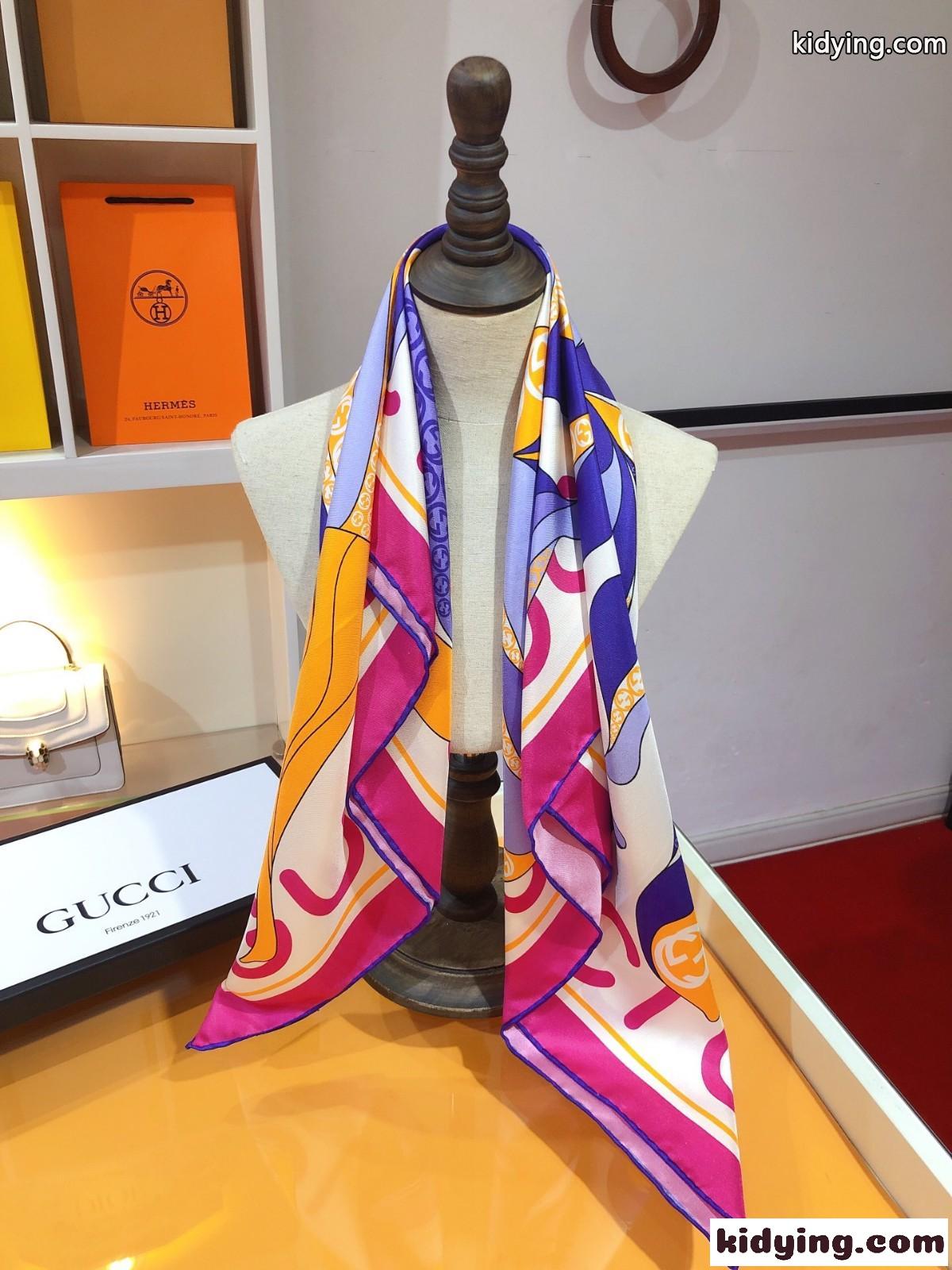 GUCCI マキシ フラワー プリント シルク スカーフ スーパーコピー 90CM レディース-3