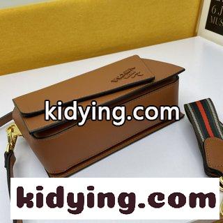 公式サイトは新型プラダ/PRADA カバー販売量チャンピオン プラダバック お手入れコピー 輸入平織りの小さな牛革を搭載する-4