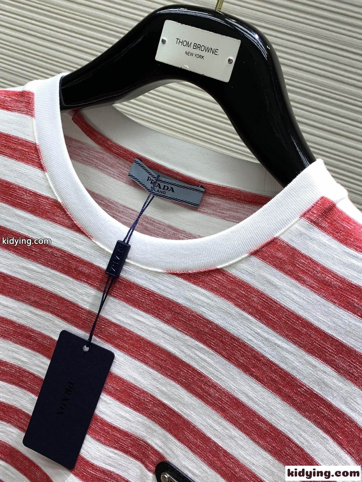 定番 カジュアル プラダ Tシャツ コピー ストライプ 半袖Tシャツ-0