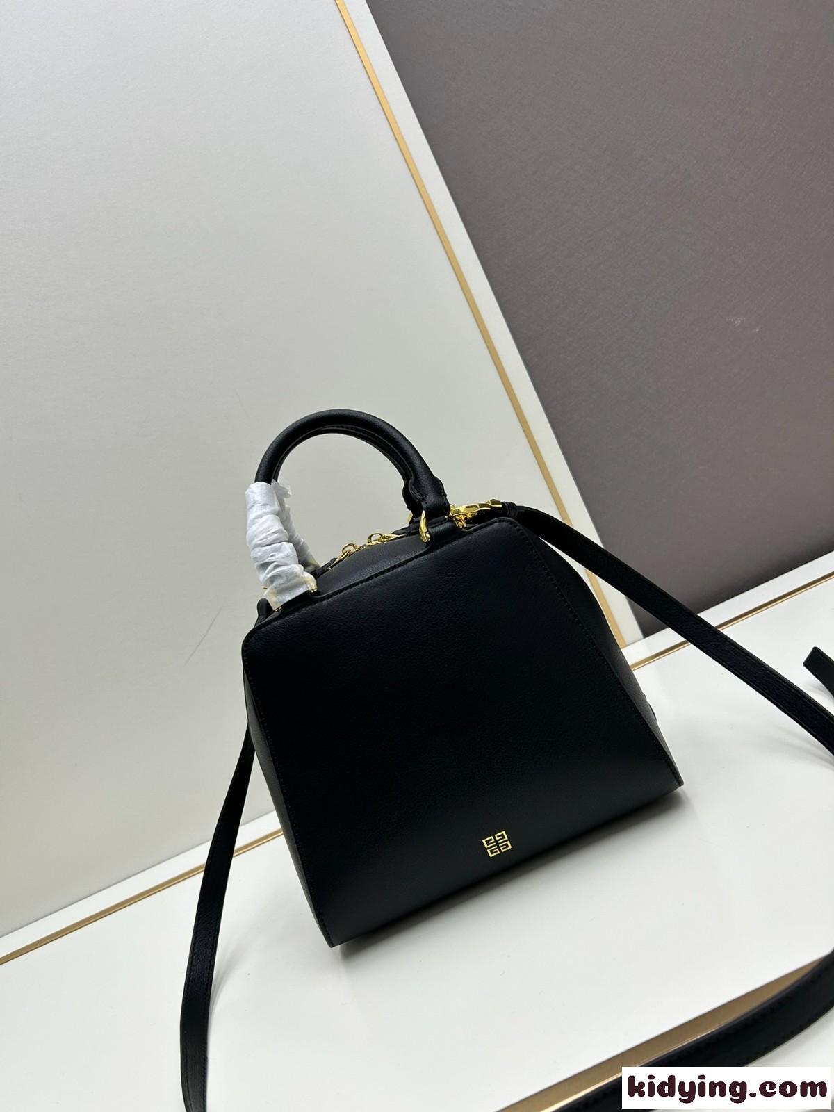 アンティゴナキューブ ミディアム ハンドバッグ ジバンシィ バッグ コピー ブラック-2