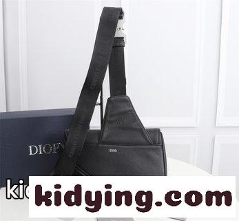 Diorディオール メンズSADDLEメンズショルダーバッグ バストバッグ ディオール バッグ 人気コピー 黒の牛革-0
