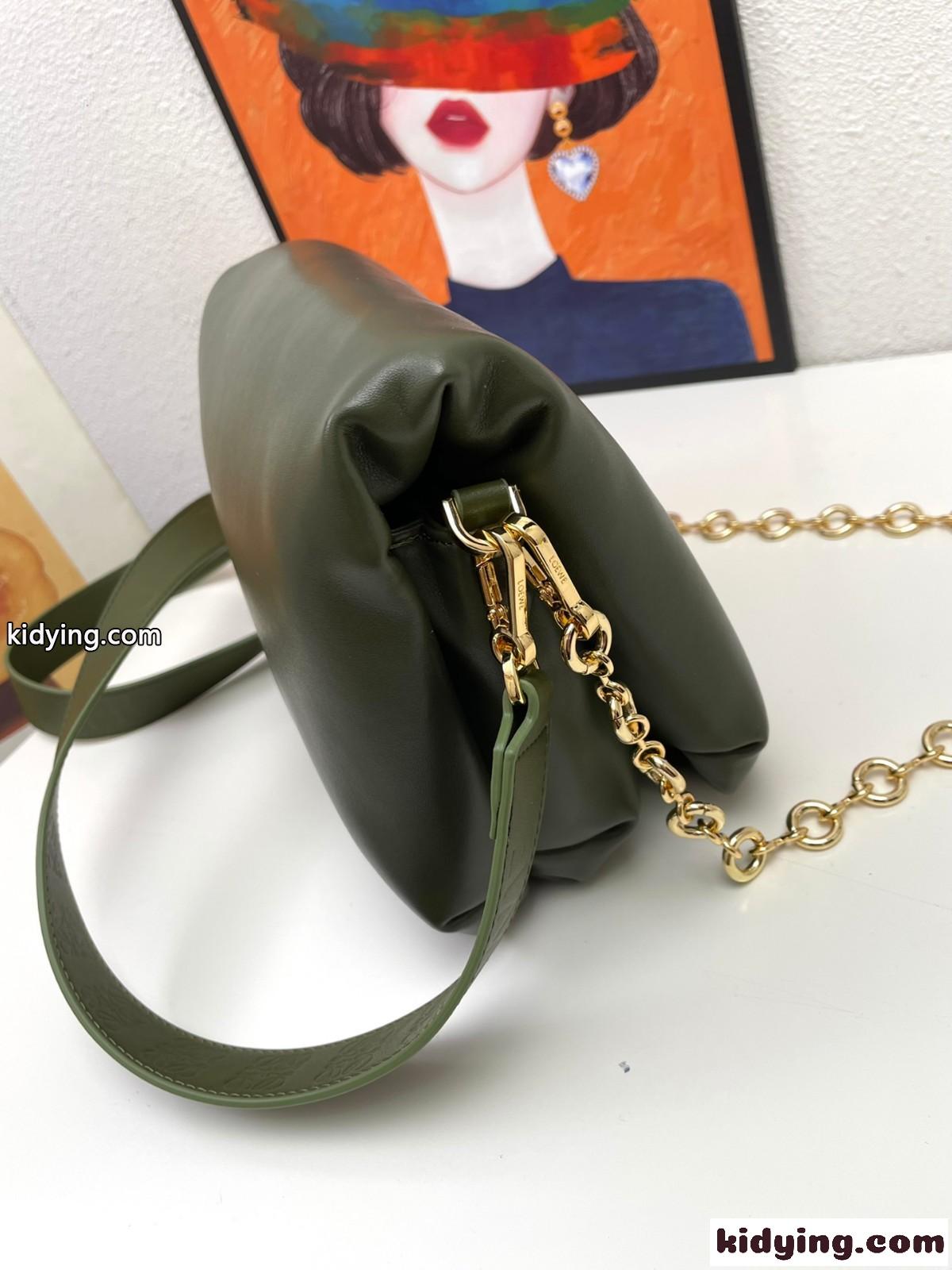 可愛い 人気 新作 パファー ゴヤバッグ ロエベ バッグ コピー チェーン ショルダーバッグ グリーン-2