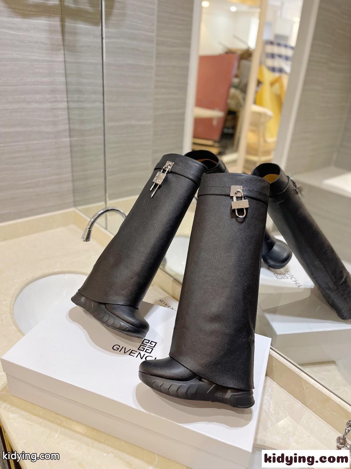 シャーク ロック バイカーブーツ グレインレザー ジバンシィ ブーツ スーパーコピー ブラック-2