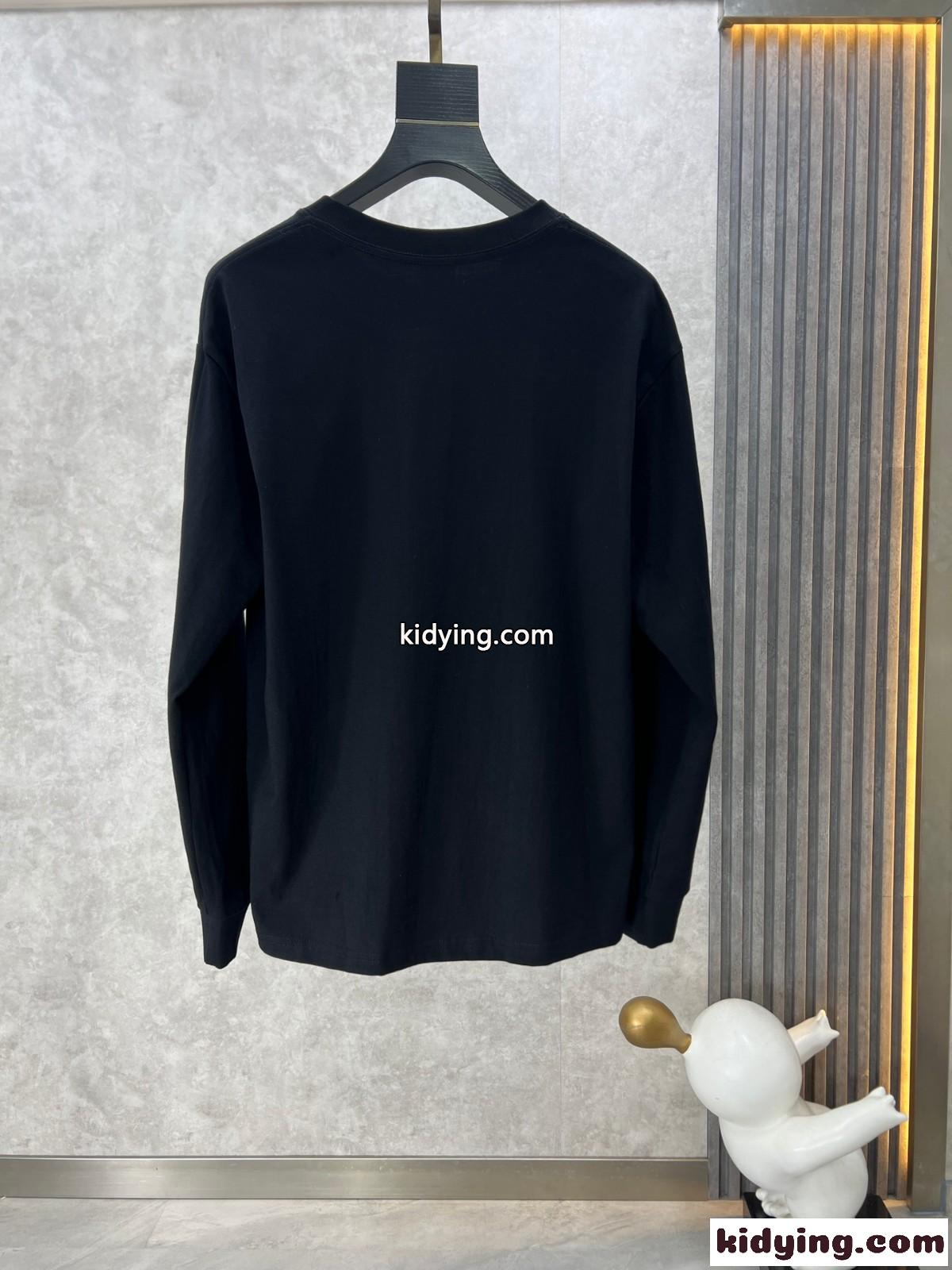 シンプル ロゴプリント クルーネック 長袖Tシャツ ヴェルサーチェ Tシャツ コピー ブラック-0