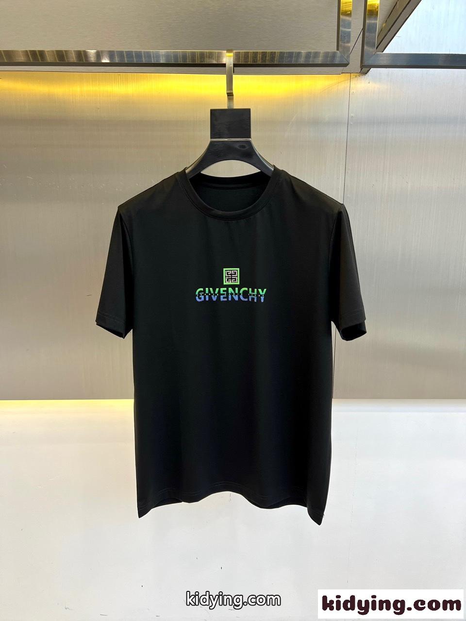 ジバンシィ Tシャツ 偽物 シンプル 快適 ロゴ入り 半袖Tシャツ ブラック-1