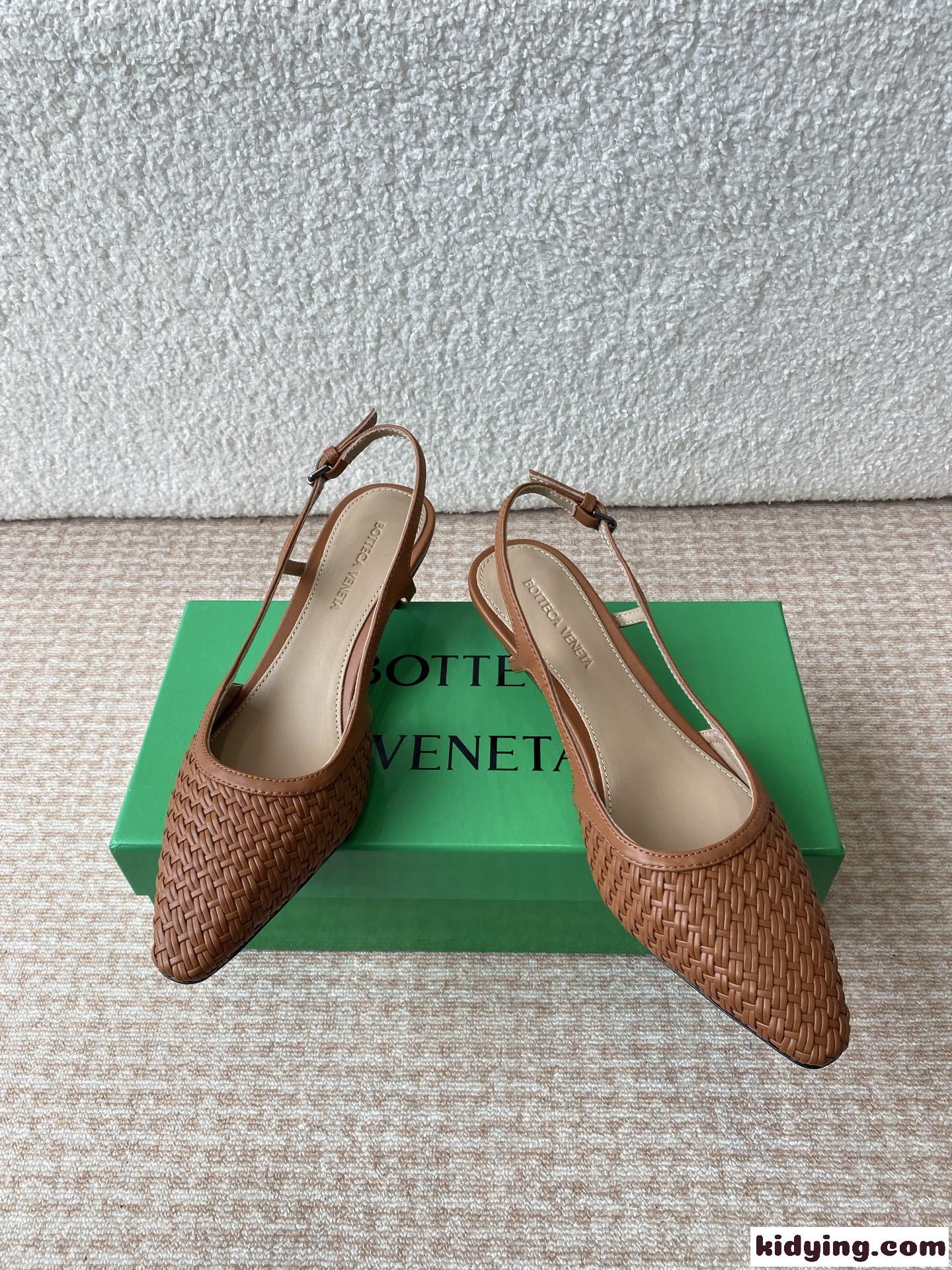 春夏大活躍 ボッテガ・ヴェネタ シューズ コピー スリングバックパンプス ブラウン-2