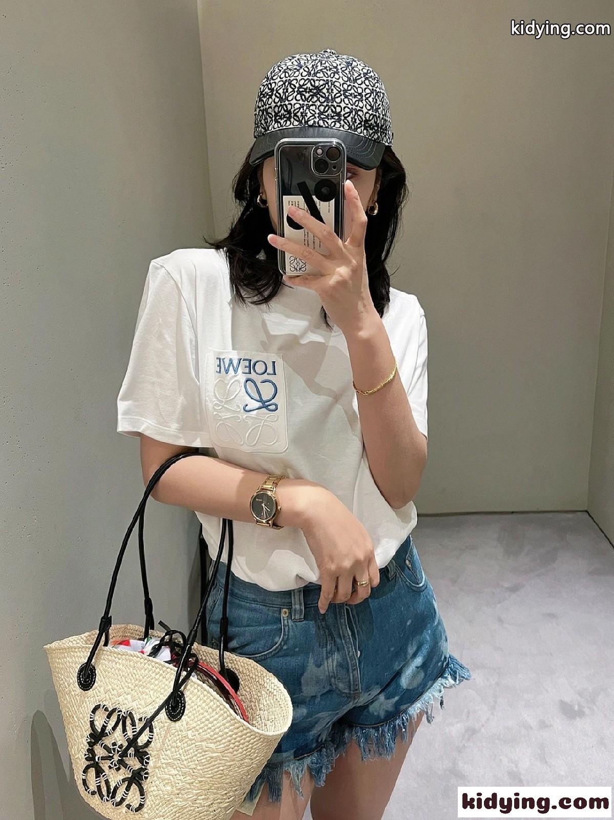 男女兼用 人気 アナグラム 刺繍入り ロエベ Tシャツ コピー コットン 半袖 ホワイト-4