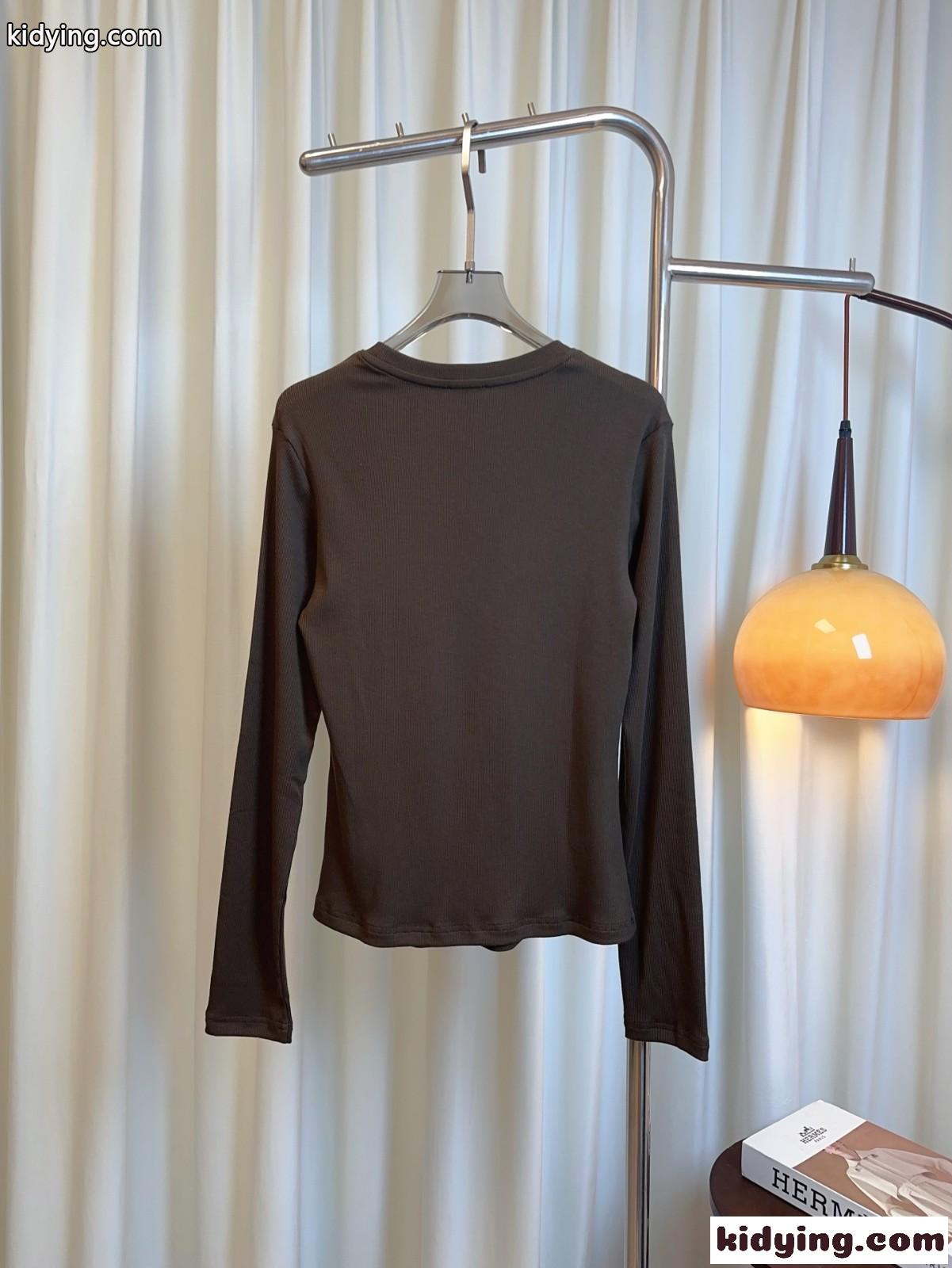 アナグラム リブ 長袖Tシャツ ロエベ Tシャツ 偽物 合わせやすい ダークブラウン-1
