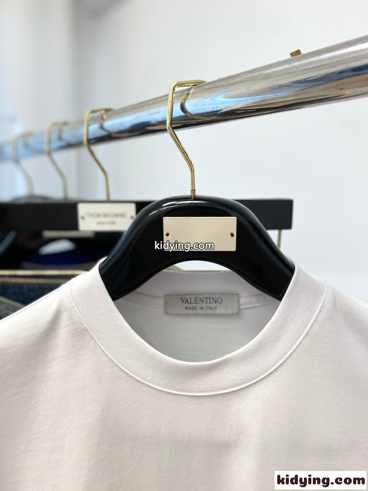 ヴァレンティノ Tシャツ コピー シンプル Vロゴ クルーネック コットン 半袖Tシャツ ホワイト-2