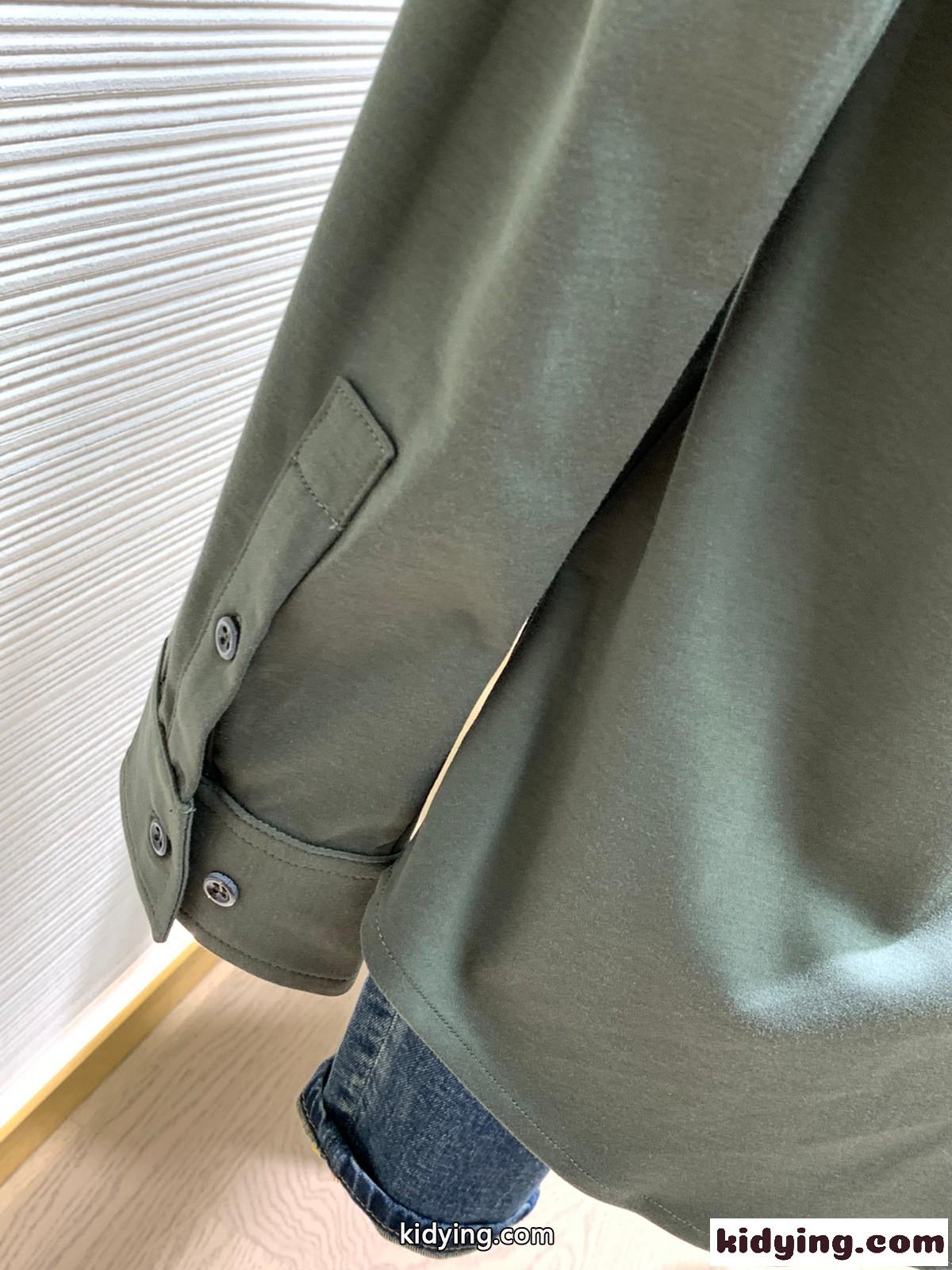 洗練された 上品 アナグラム メンズシャツ ロエベ シャツ コピー グリーン-3