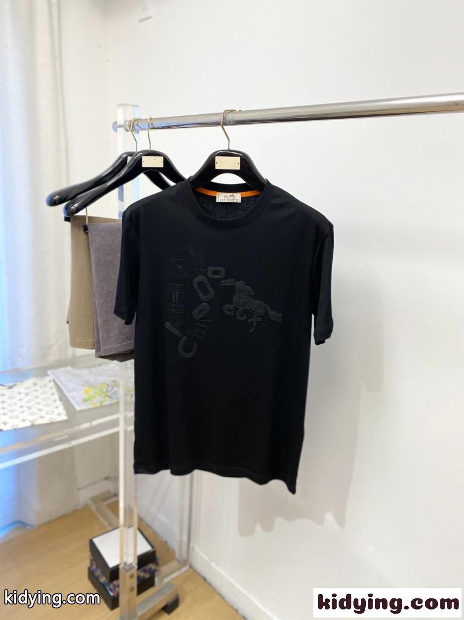 洗練された カジュアル クルーネック 半袖Tシャツ エルメス Tシャツ 偽物 ブラック-0