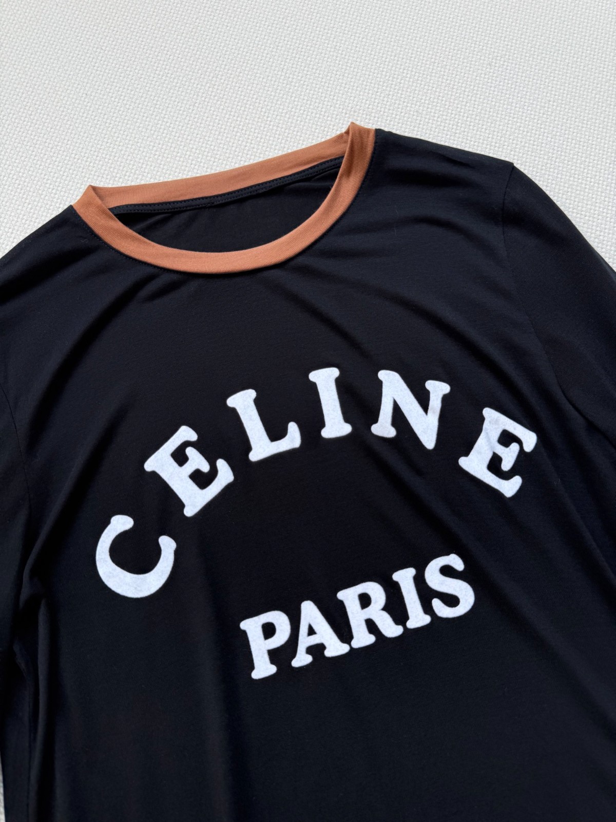 カジュアル ロゴ入り シアー 長袖Tシャツ 紫外線対策 セリーヌ Tシャツ コピー ブラック-2