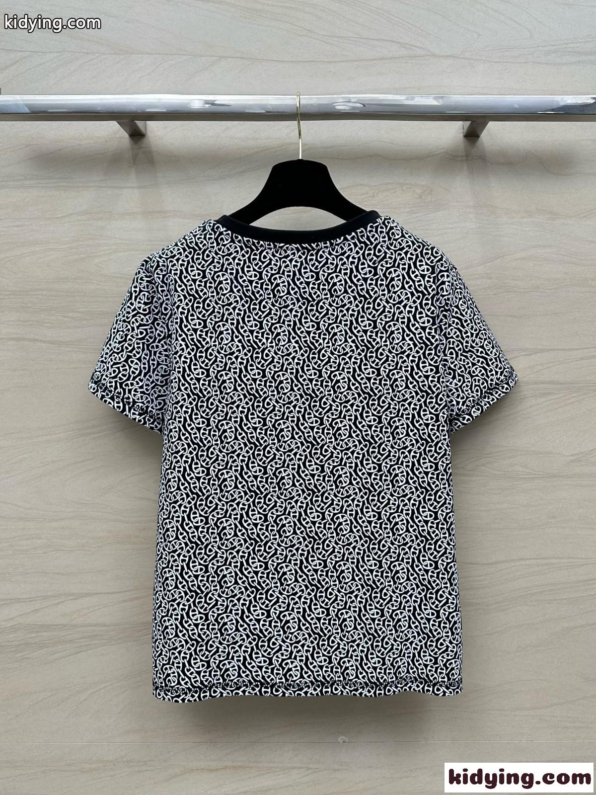 目を惹くデザイン♥マイクロTシャツ エルメス 半袖Tシャツ コピー ブラック-4