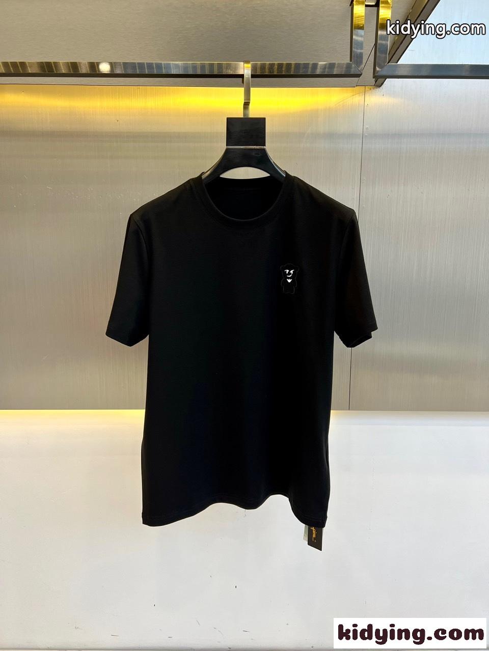 シンプル クルーネック 半袖Tシャツ アルマーニ Tシャツ コピー ブラック-0