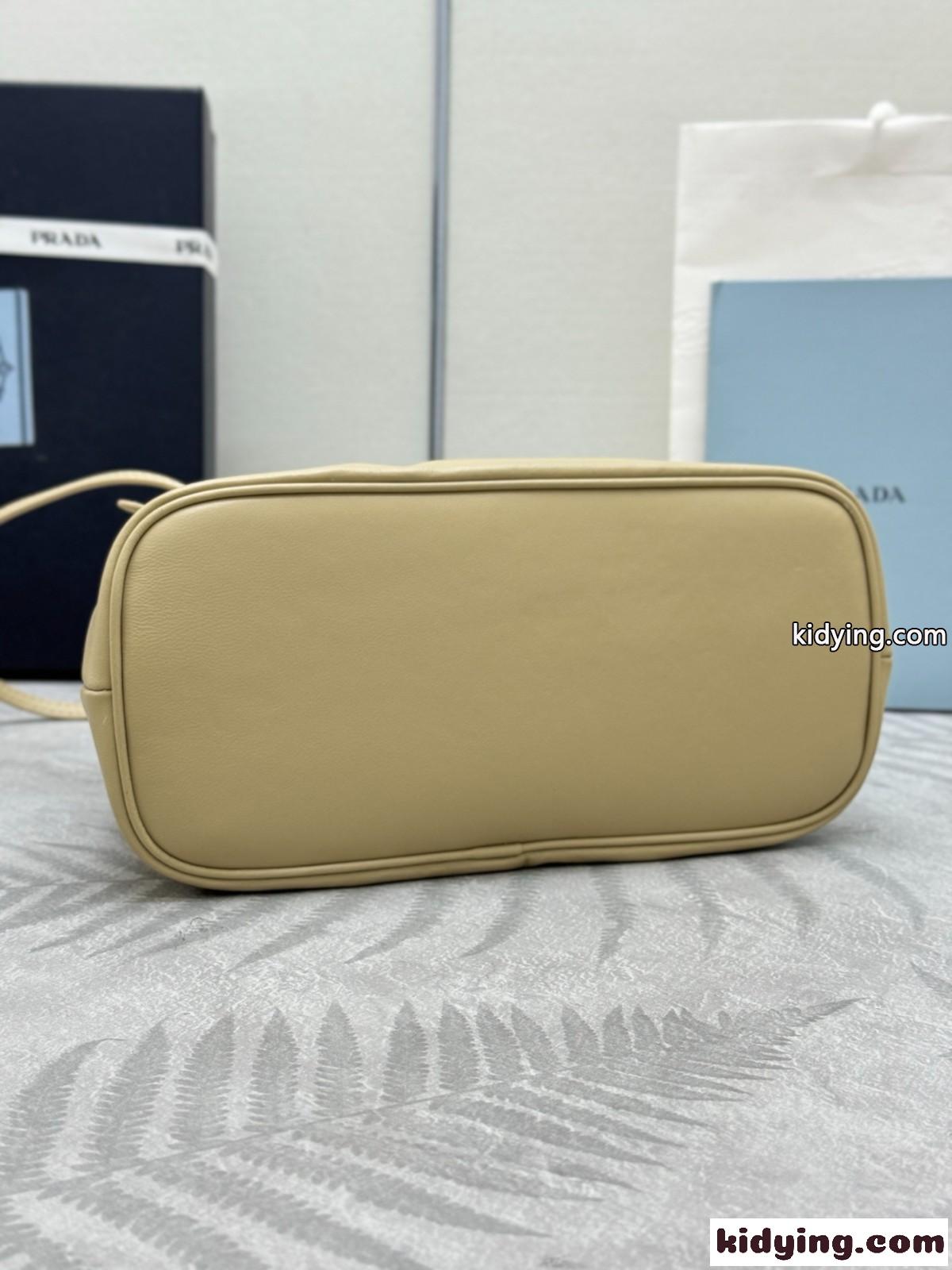 プラダ ダダ スモール ナッパレザー バッグ スーパーコピー1BG586 アプリコット-3