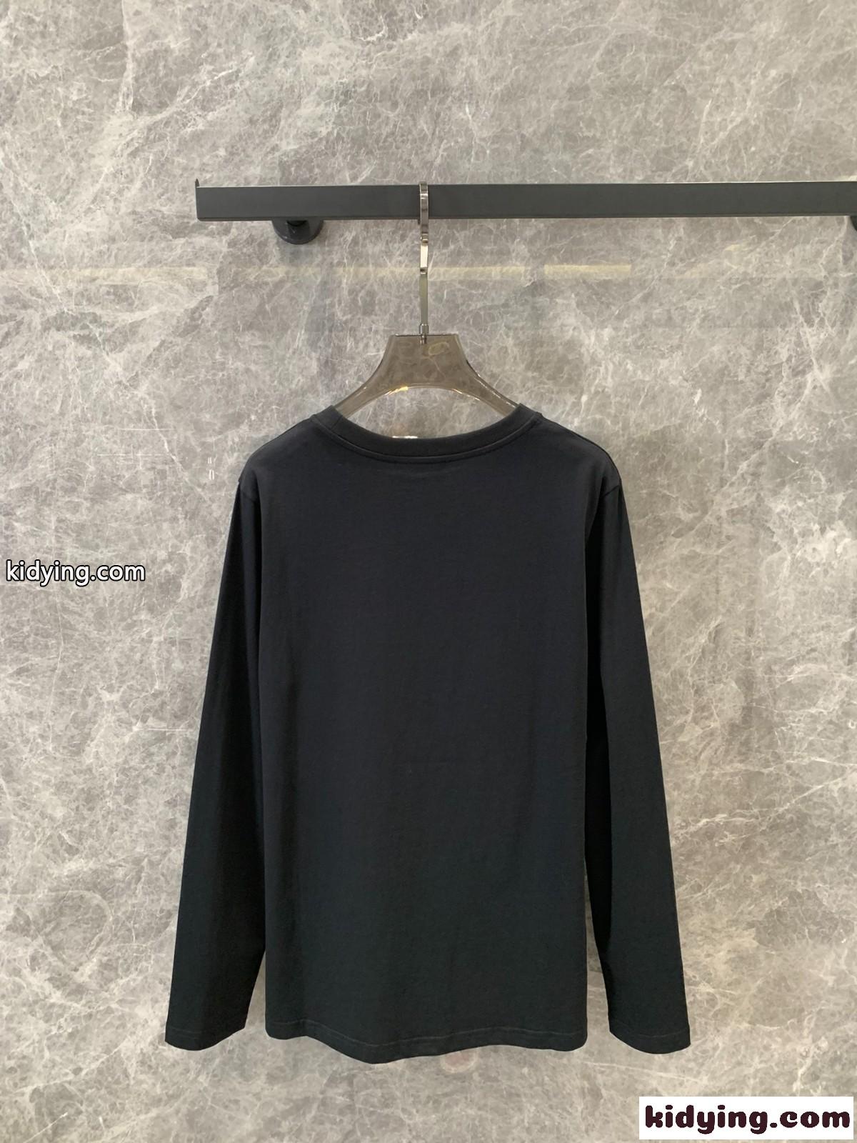 シンプル ロゴ入り 長袖Tシャツ バルマン Tシャツ コピー ブラック-2