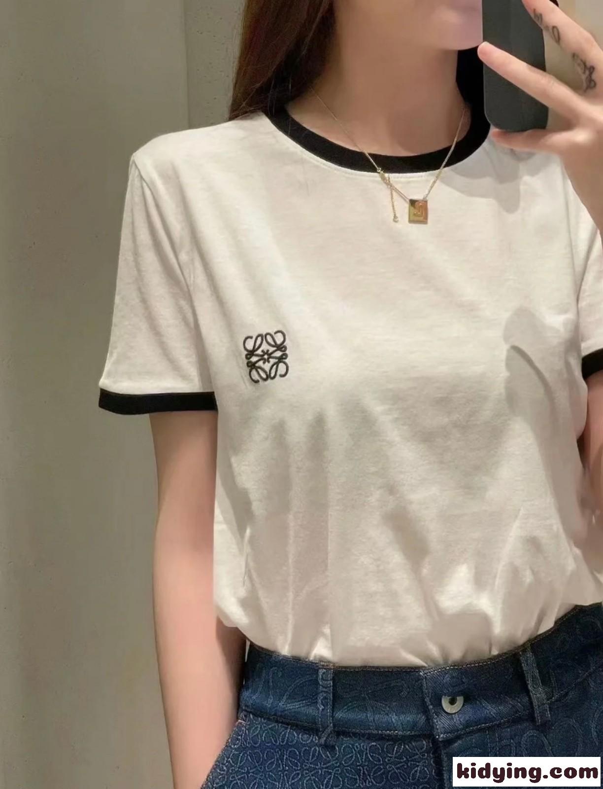 人気 定番 クルーネック アナグラム 刺繍 ロエベ tシャツ コピー 半袖 合わせやすい トップス-0