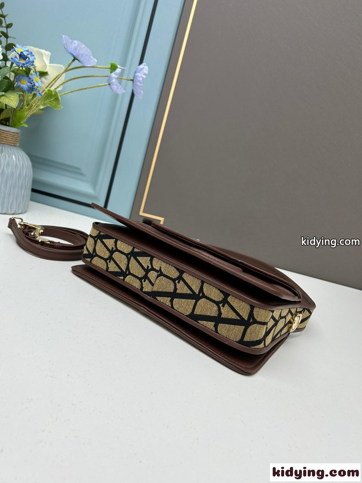 VALENTINO ラ プチ ドゥジエム トワル イコノグラフ スーパーコピー ヴァレンティノ ショルダーバッグ-1