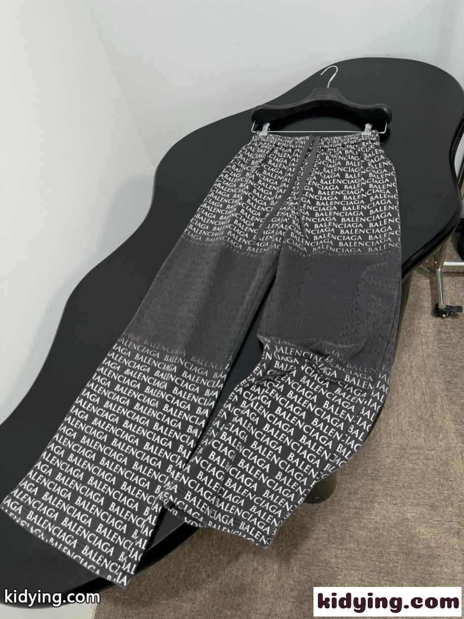 グラデーション ロゴ総柄 スウェットパンツ バレンシアガ パンツ コピー ブラック-2