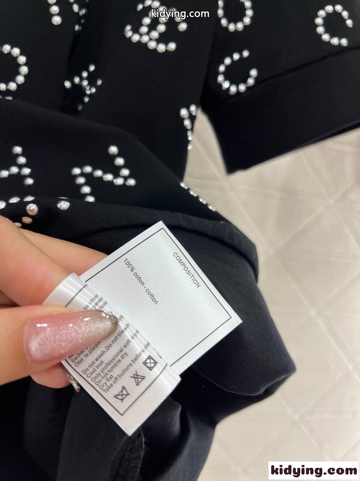 目を惹く ストレッチ コットン 半袖 トップス シャネル Tシャツ コピー ブラック-3