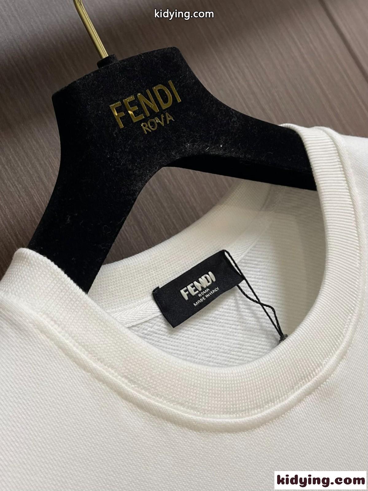 フェンディ Tシャツ コピー クルーネック 定番 ロゴ入り コットン スウェットシャツ-4