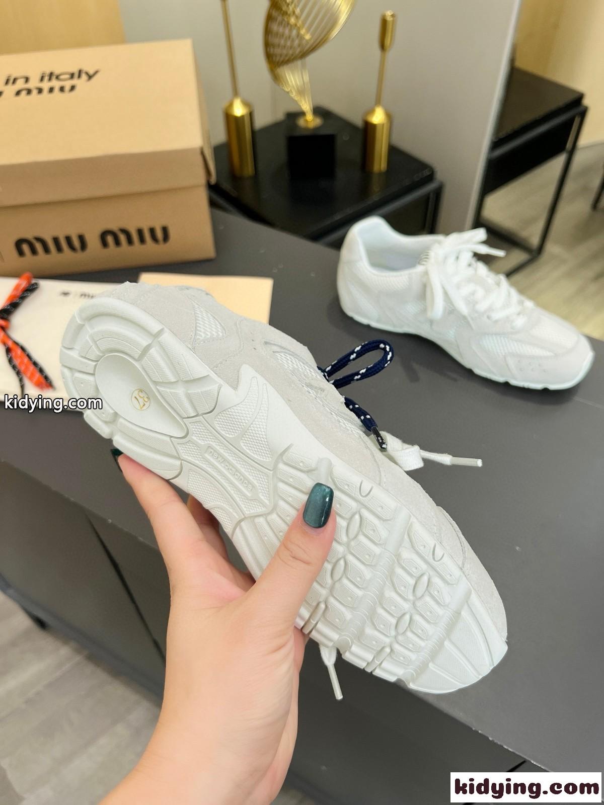 ミュウミュウ スニーカー コピー New Balance x Miu Miu xxx スエードxメッシュ スニーカー ホワイト-4