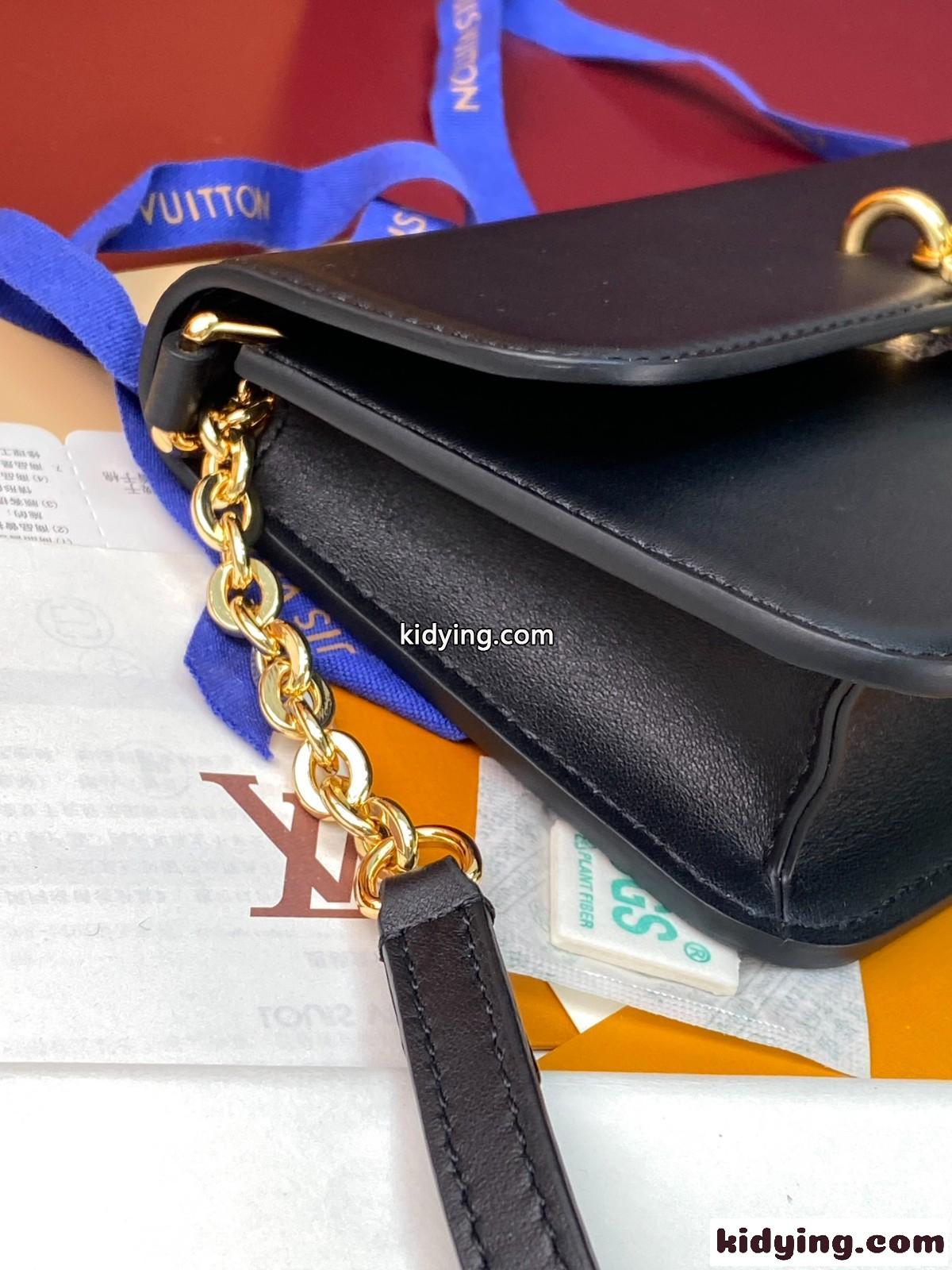 M14564 ルイ・ヴィトン スーパーコピー ウォレット オン チェーン・LV ブルーム ブラック-4