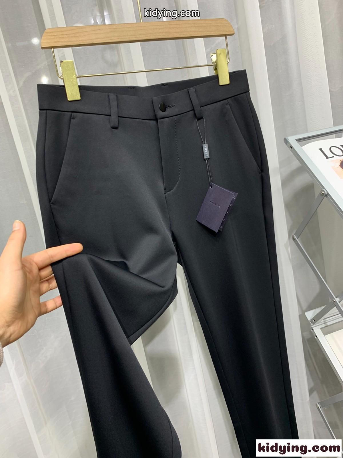 ビジネス 通勤 シンプル 無地 オールシーズン プラダ パンツ コピー かっこいい 流行 メンズ ファッション-4
