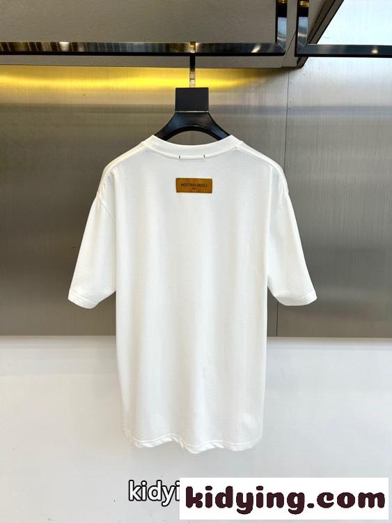 シンプル 洗練された ロゴ 半袖Tシャツ ルイ・ヴィトン Tシャツ 偽物 ホワイト-3